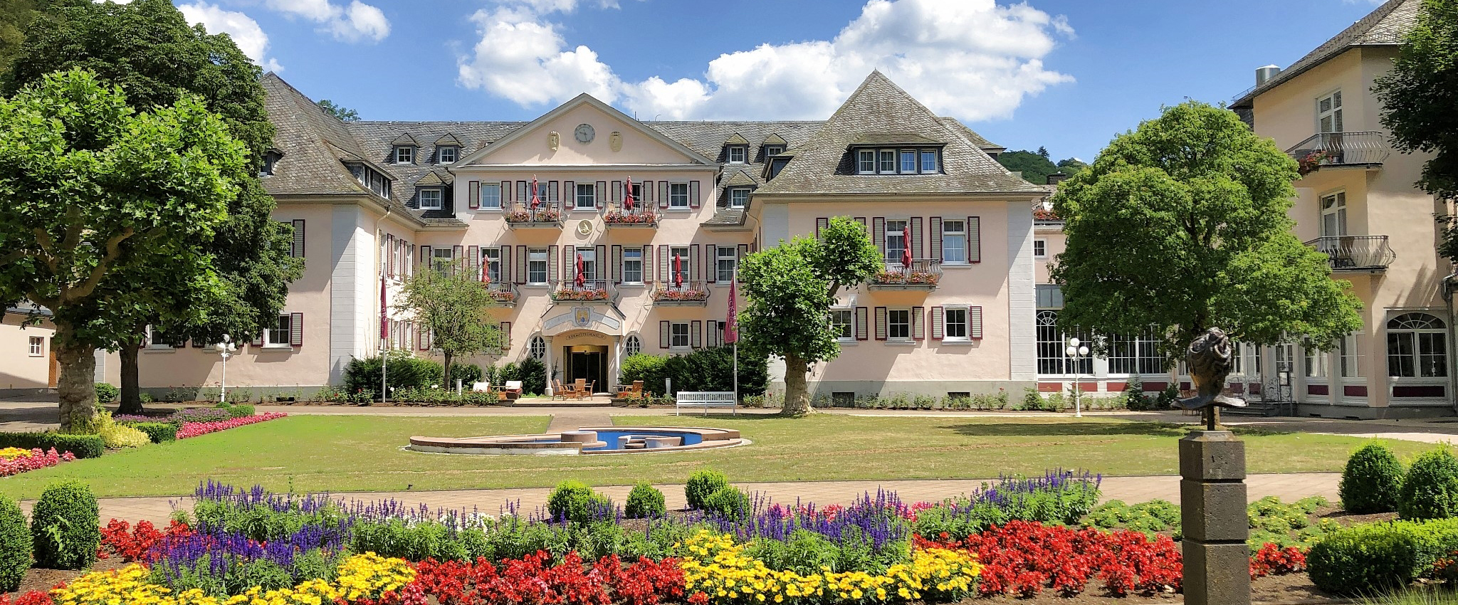 Kurfürstliches Schlösschen Bad Bertrich - Urlaub an der Mosel und in der Mosel-Eifel in Ferienhaus Bad Bertrich, Friedrichstraße 1, 56864 Bad Bertrich